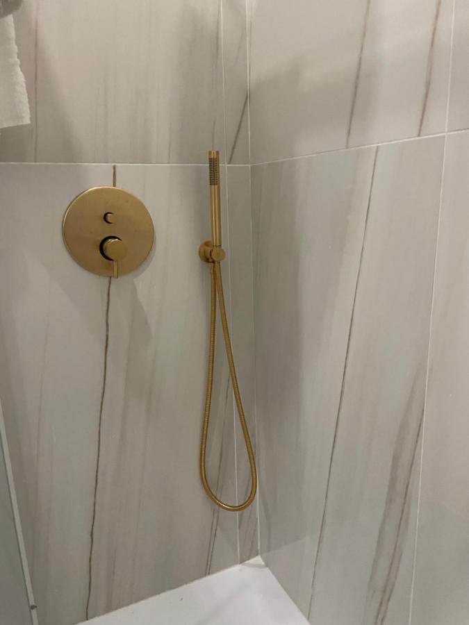 Vectes Home نابولي المظهر الخارجي الصورة
